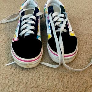 Girls size 13.5 vans . Only worn a few times .